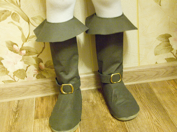 Костюм кота в сапогах взрослый. Как сделать сапоги для кота в сапогах. Сапоги и шляпа кот кот в сапогах ш. Костюм кота в сапогах. Костюм кота в сапогах взрослый.