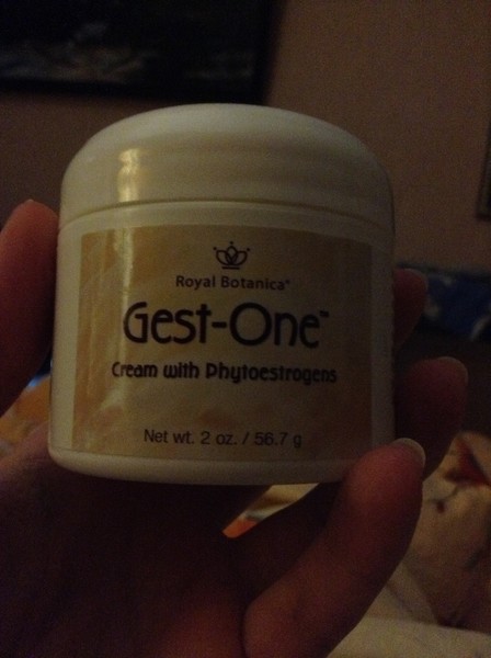 крем для тела увлажняющий. Vr клавиатура перчатки. джест. компания джест. джест.