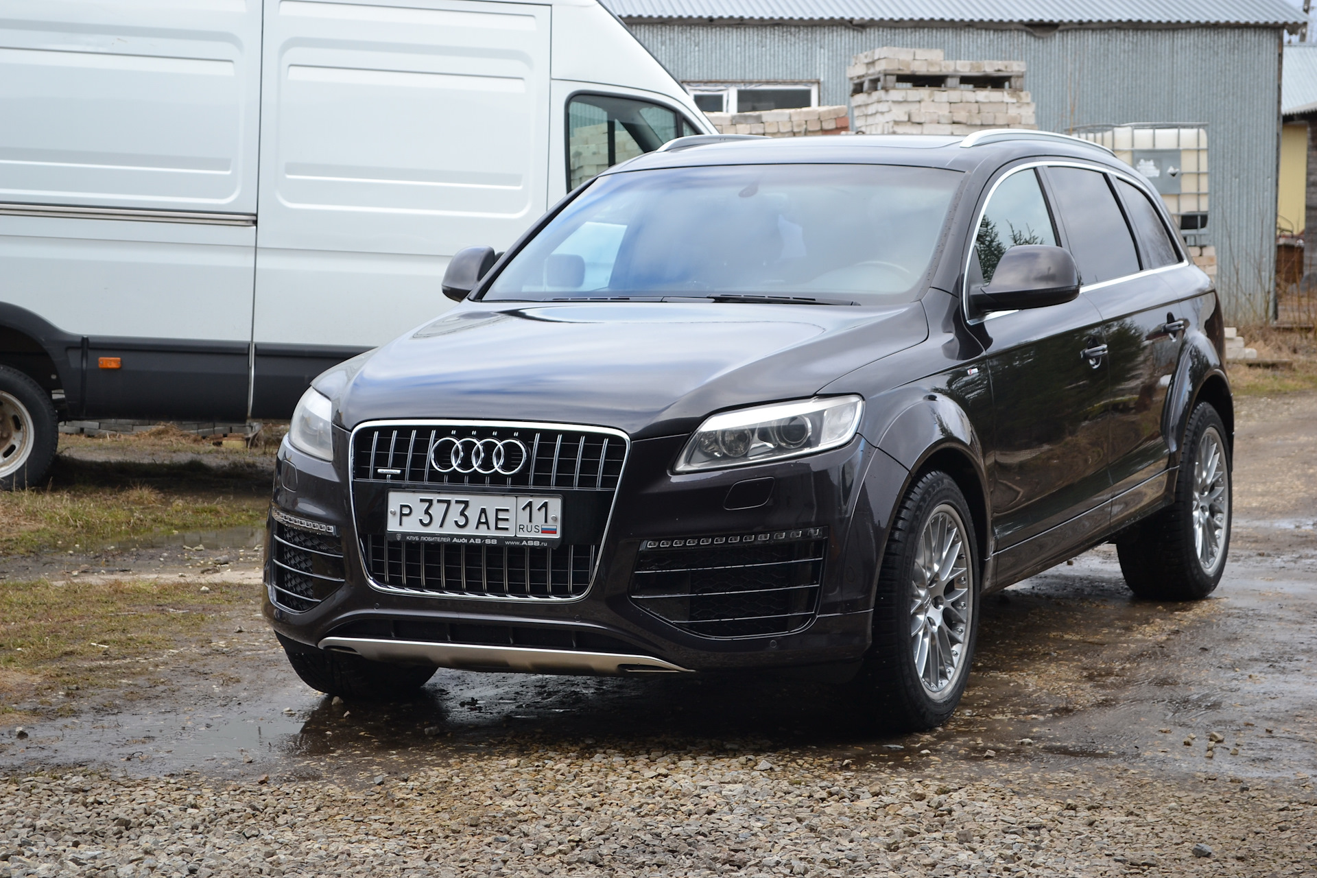 Audi q7 4l. Audi q7 1. Audi q7 v12 2010. Audi q7 v12 2014. Audi q7 2014 w12.