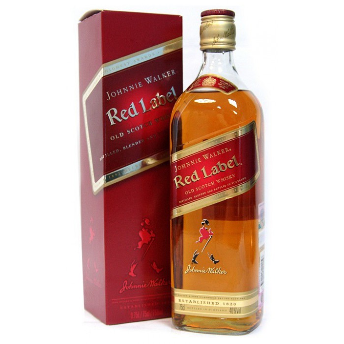 Ред л в русском. Johnnie Walker Red Label. Коньяк ред Лабел. Коньяк Red Label 0.7. Ред Ребел виски.