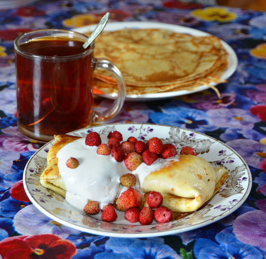 Утром праздник. Летний завтрак. Вкусного летнего завтрака. Вкусные Деревенские Завтраки. Утро лето завтрак.